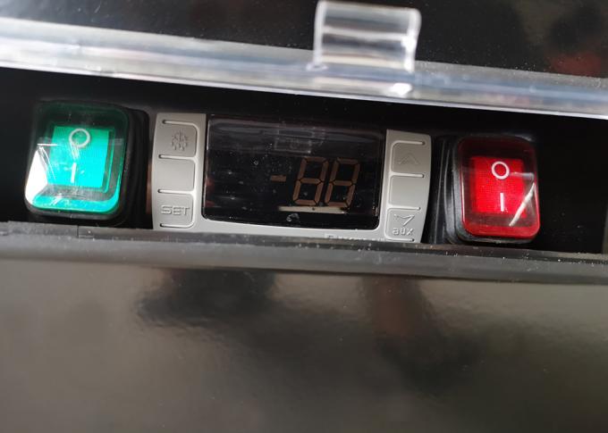 R290 Vertical Plug In Open Display Cabinets For Dairy Products