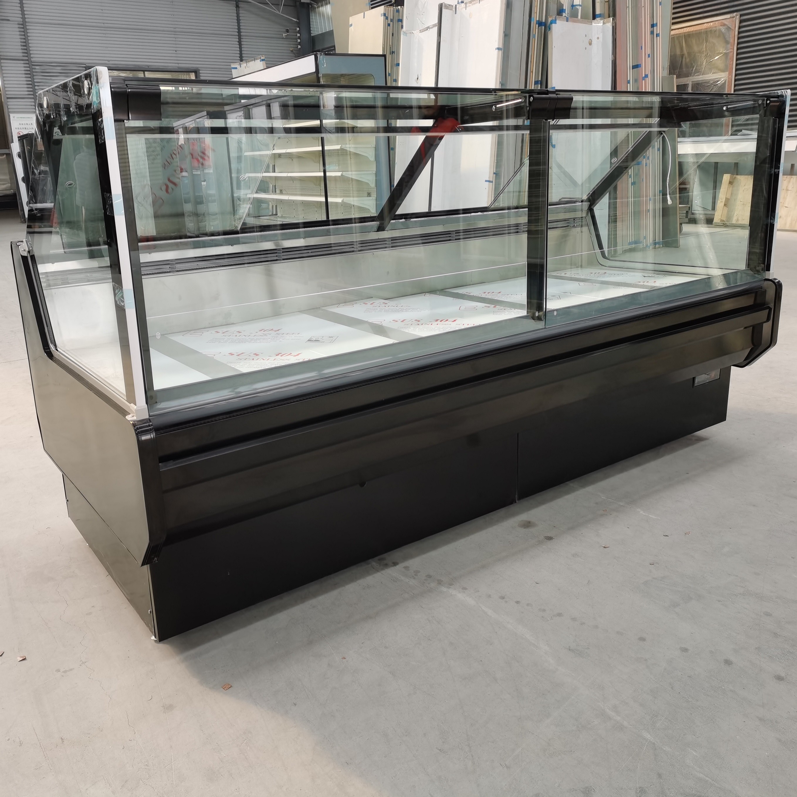 CommercialFan Cooling R290 Right Angle Meat Display Fridge For Supermarket